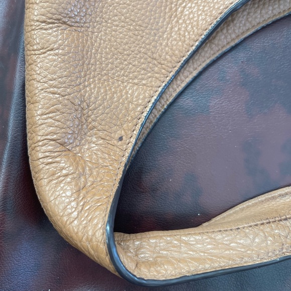 Authentic Rare Tory Burch All T Hobo Shoulder Bag Leather Purse Handbag - Picture 15 of 16